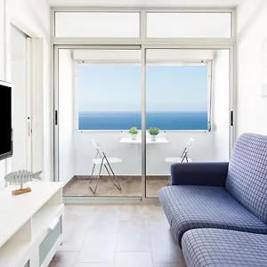 https://home2book-ocean-view-bajamar-natural-pool-beach.tenerifehoteles.net